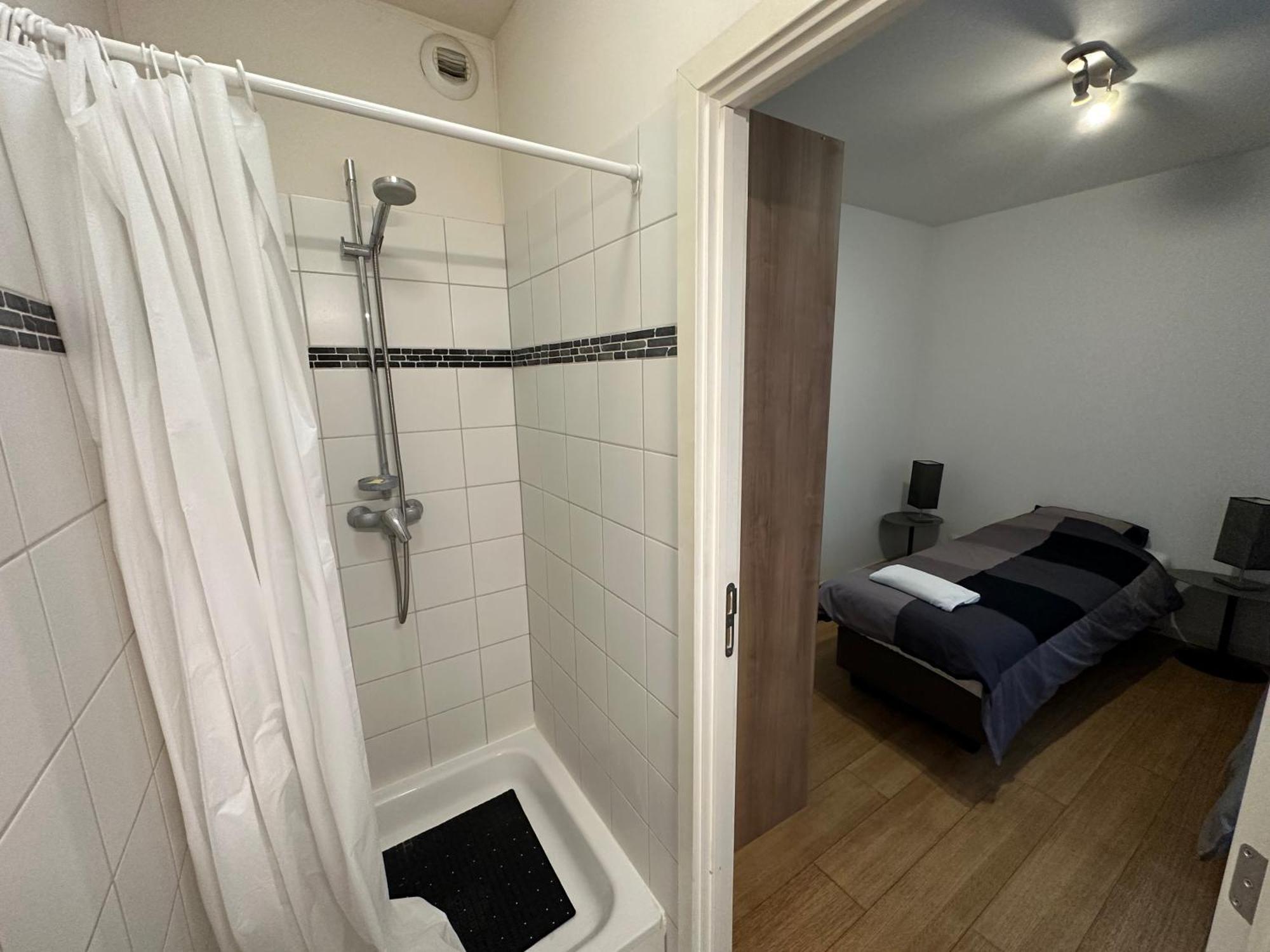 3 Bedroom Apartment In City Center With Balcony View Brussel Bagian luar foto