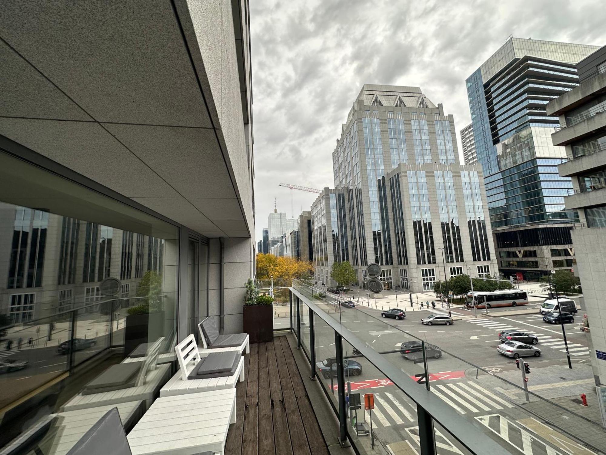 3 Bedroom Apartment In City Center With Balcony View Brussel Bagian luar foto